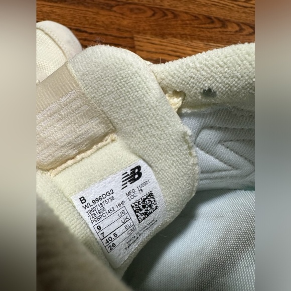 New Balance 996 Series Low Top Casual Yellow Size 9 - Picture 6 of 6